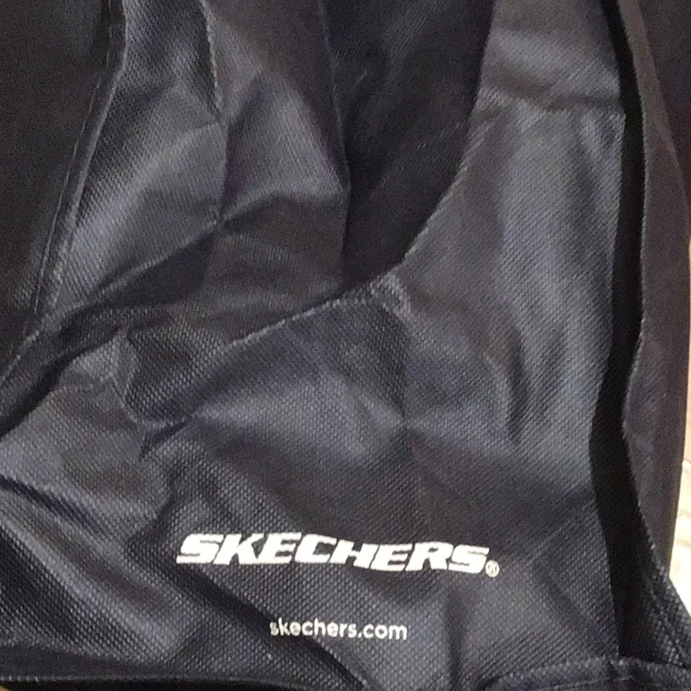 SKECHER’S DRAWSTRING BACKPACKS
